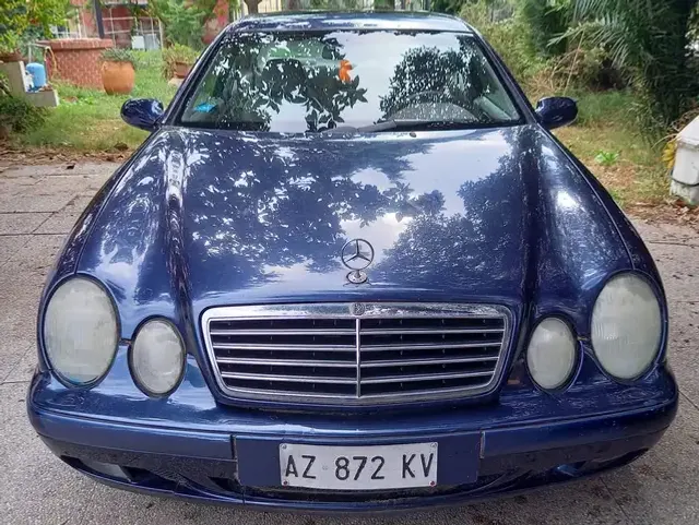 Mercedes-Benz CLK 200