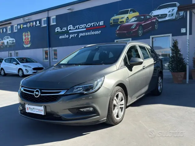 Opel Astra 5ª serie