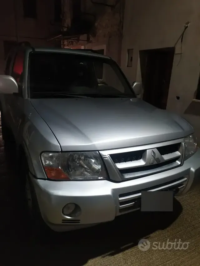 Mitsubishi Pajero (2000-2007)