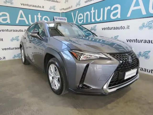 Lexus UX 200