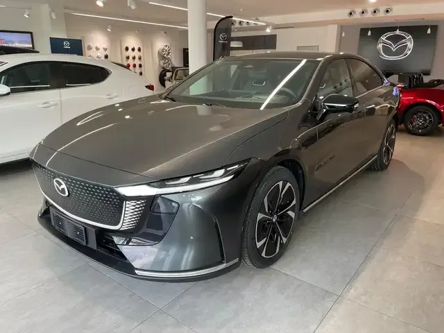 Mazda 6e