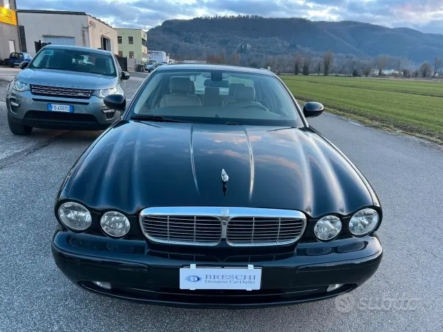 Jaguar XJ (X350-X358-X359)