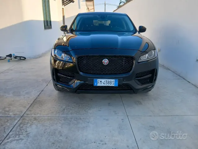 Jaguar F-Pace (X761)