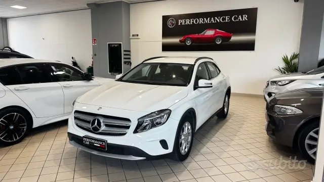 Mercedes-Benz GLA (X156)