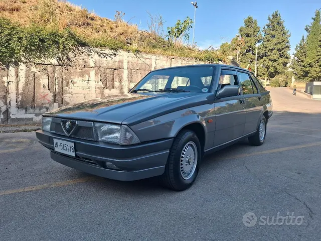 Alfa Romeo 75