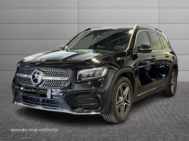 Mercedes-Benz GLB 200