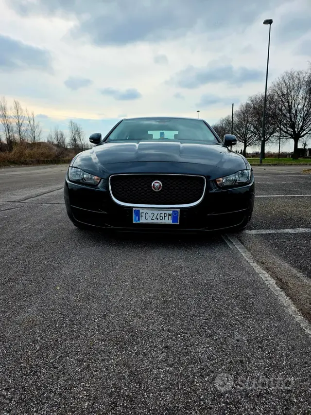 Jaguar XE (X760)