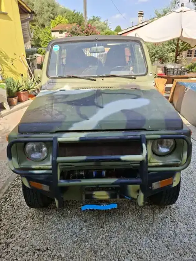 Suzuki SJ 410