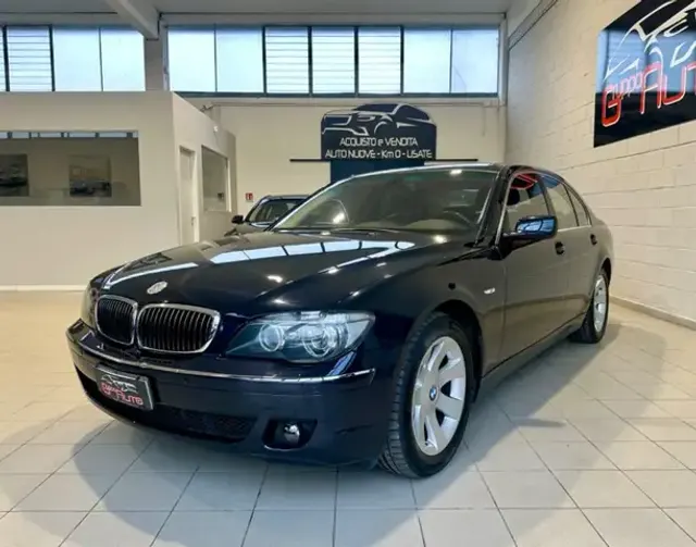 BMW 730