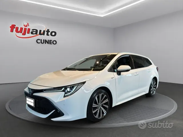 Toyota Corolla (2018-->)