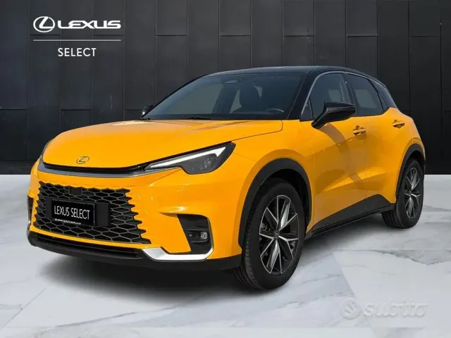 Lexus LBX