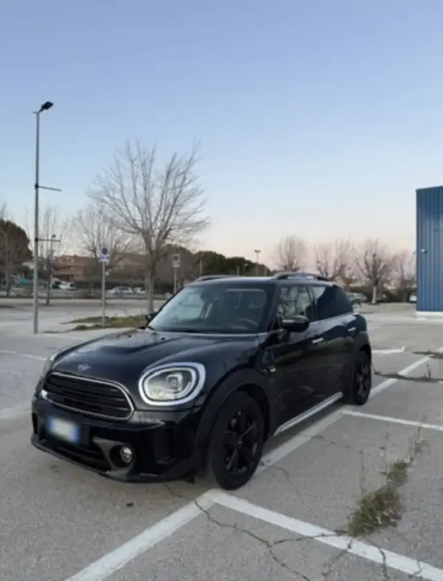 MINI One D Countryman