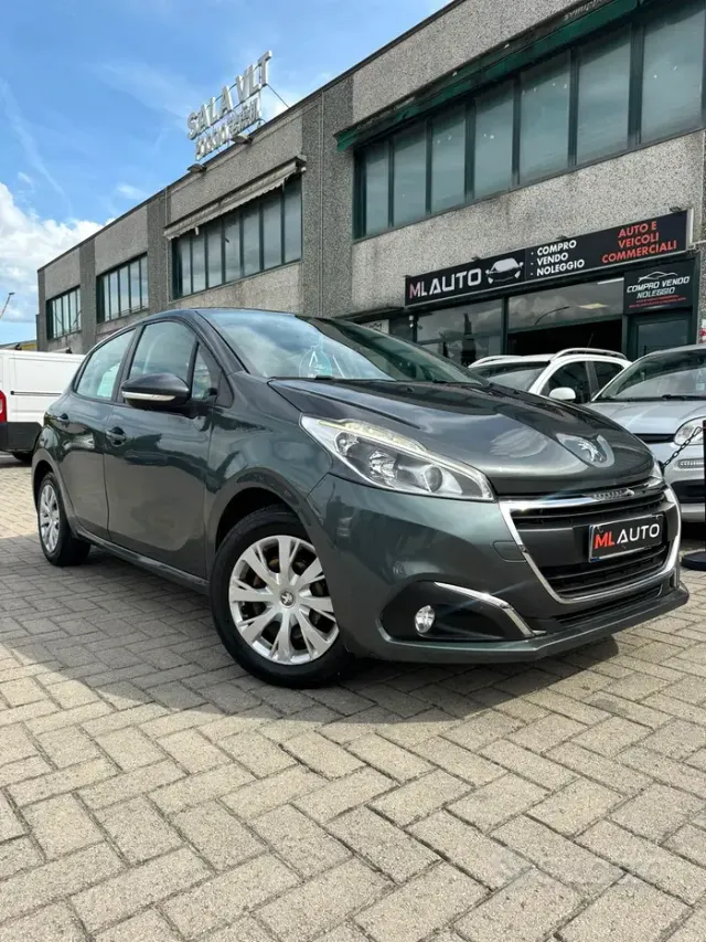 Peugeot 208 1° serie