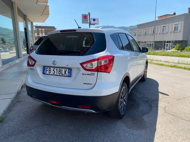 Suzuki SX4 S-Cross