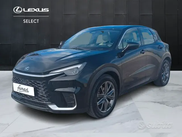 Lexus LBX