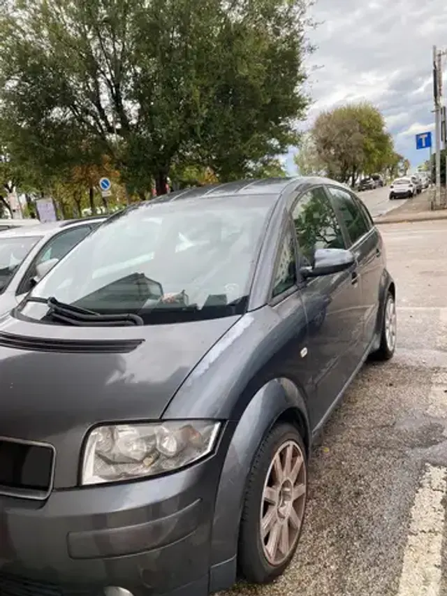 Audi A2