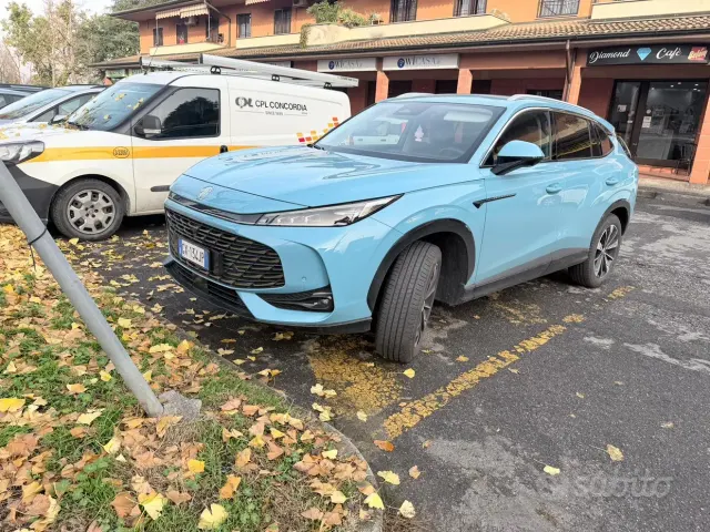 MG HS (2022-->)