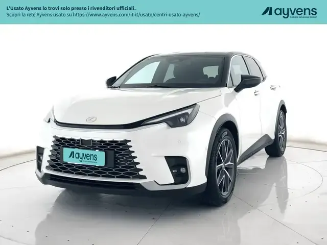 Lexus LBX