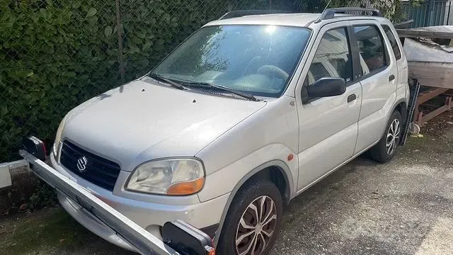 Suzuki Ignis 1ª serie