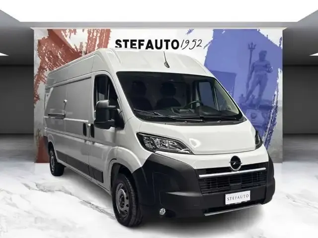 Opel Movano