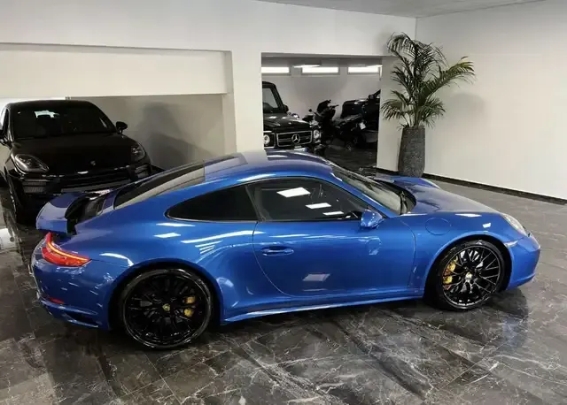 Porsche 991