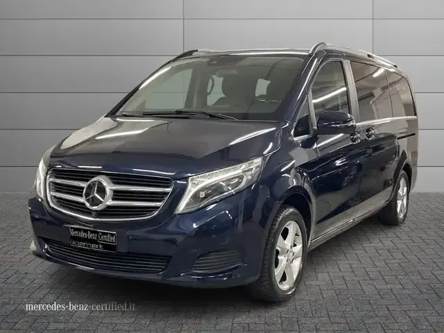 Mercedes-Benz V 250