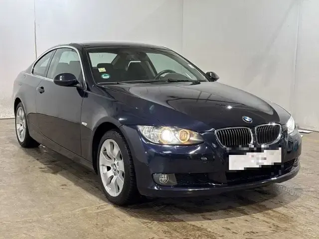 BMW 325