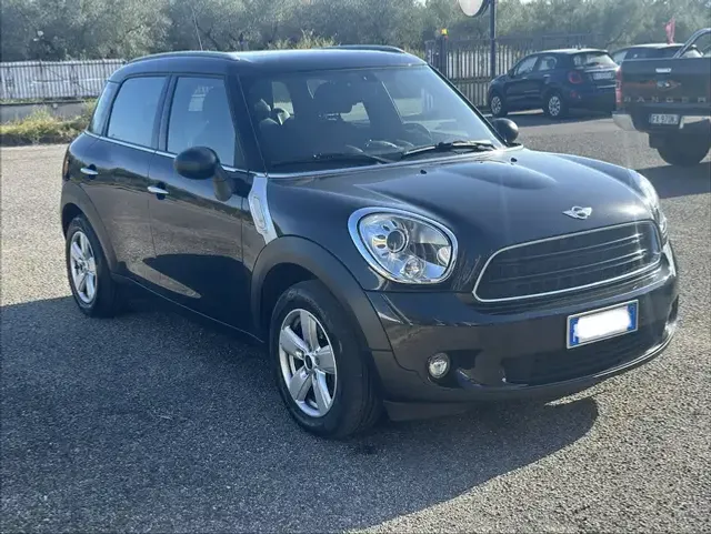 MINI One D Countryman