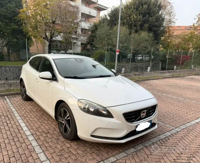 Volvo V40 (2012-2020)