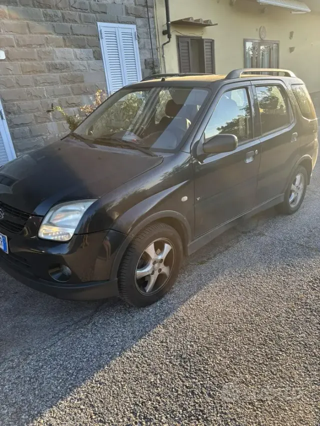 Suzuki Ignis 1ª serie