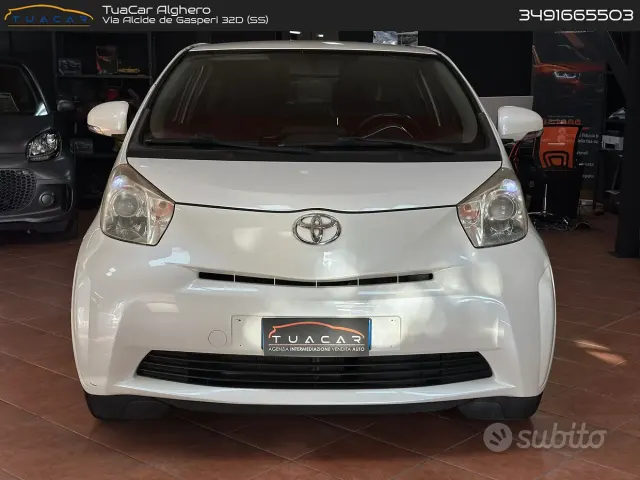 Toyota iQ