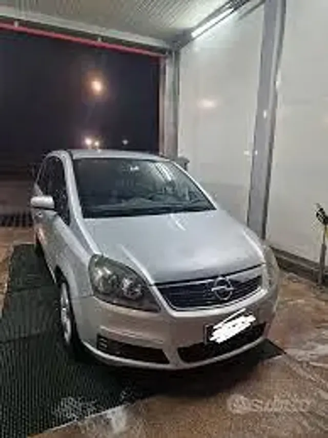 Opel Zafira 2ª serie