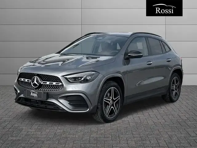 Mercedes-Benz GLA 250