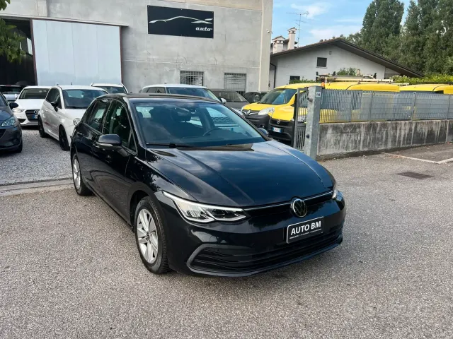 Volkswagen Golf 8ª serie