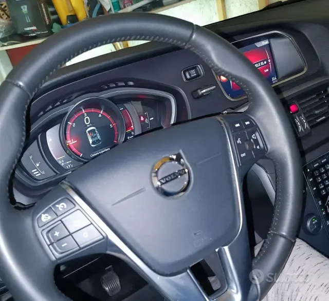 Volvo V40 (2012-2020)