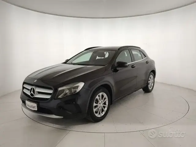 Mercedes-Benz GLA (X156)