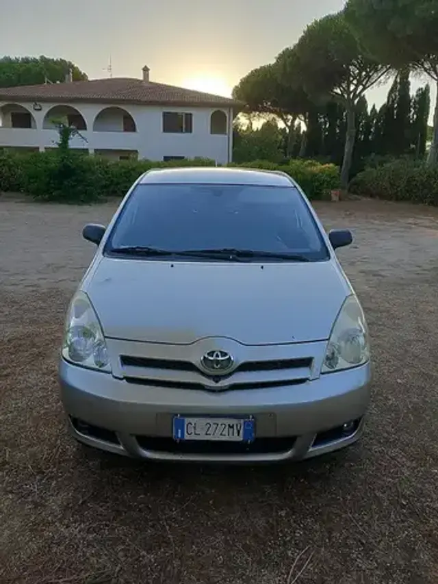 Toyota Corolla Verso