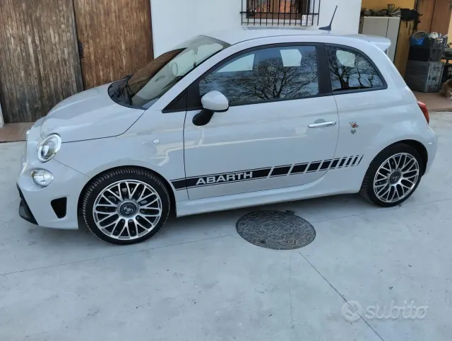 Abarth 595