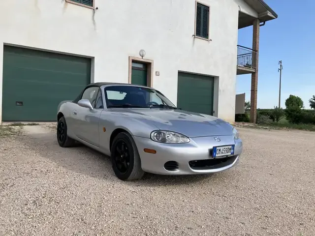 Mazda MX-5
