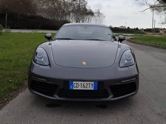 Porsche Cayman