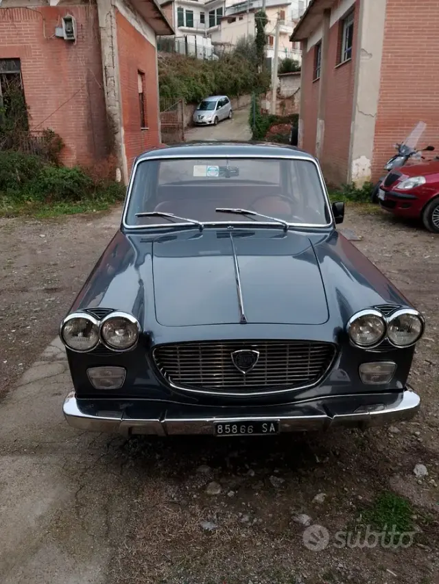 Lancia Flavia (2012-2014)