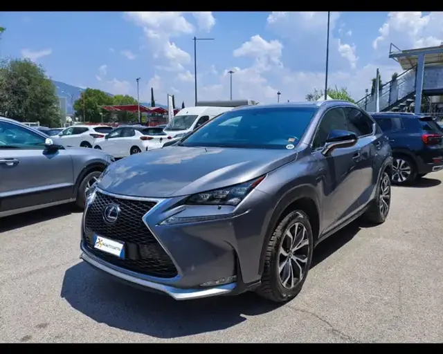 Lexus NX 300h