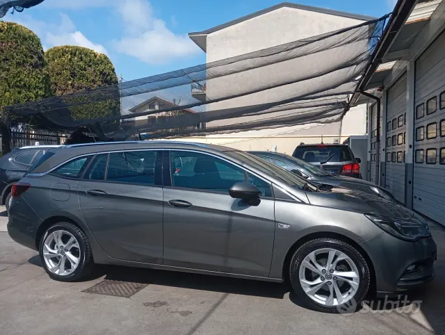 Opel Astra 5ª serie