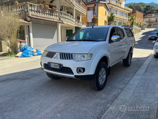 Mitsubishi L200 (2006-2015)