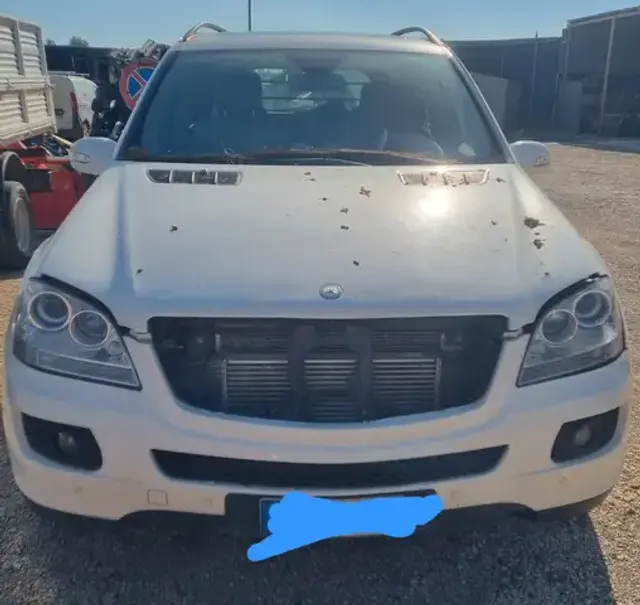 Mercedes-Benz ML 320