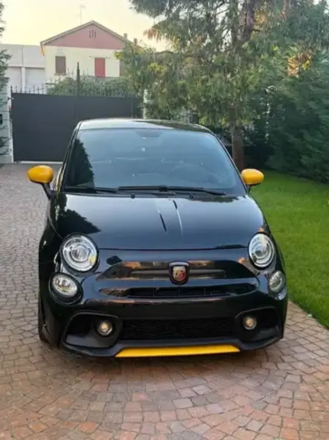 Abarth 595 Competizione