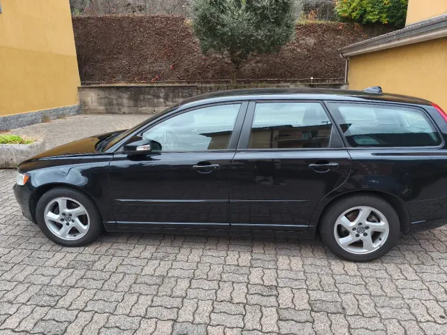 Volvo V50 (2003-2012)