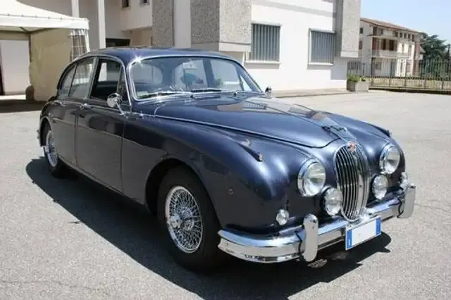 Jaguar MK II