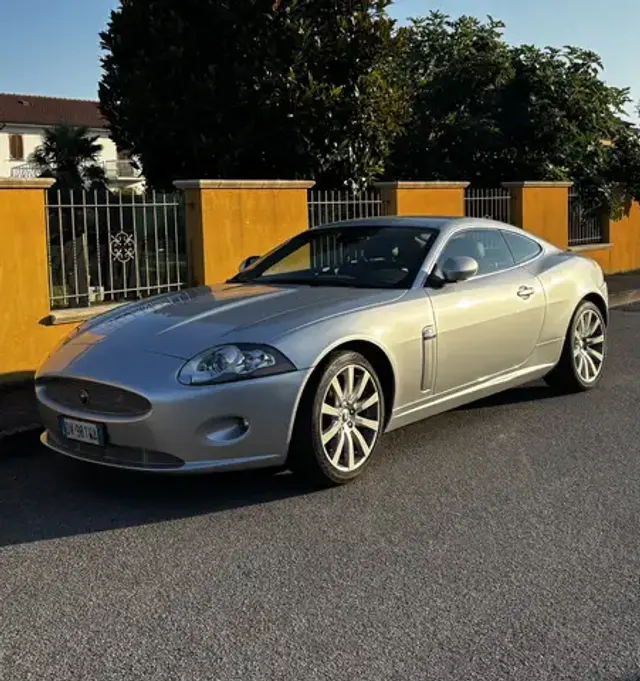 Jaguar XK