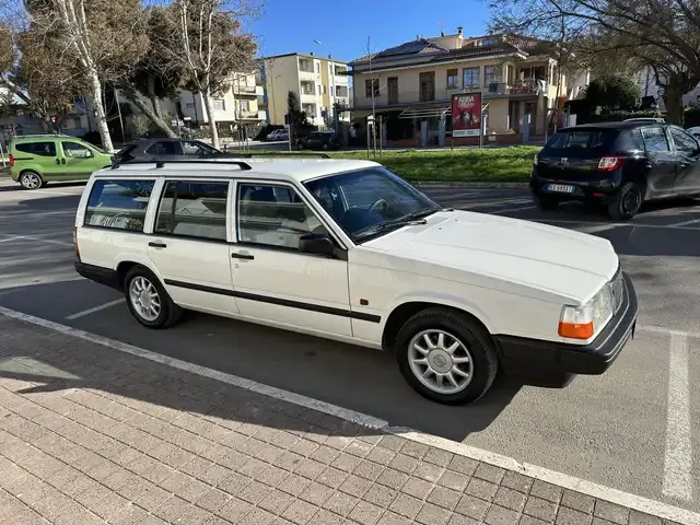 Volvo 945